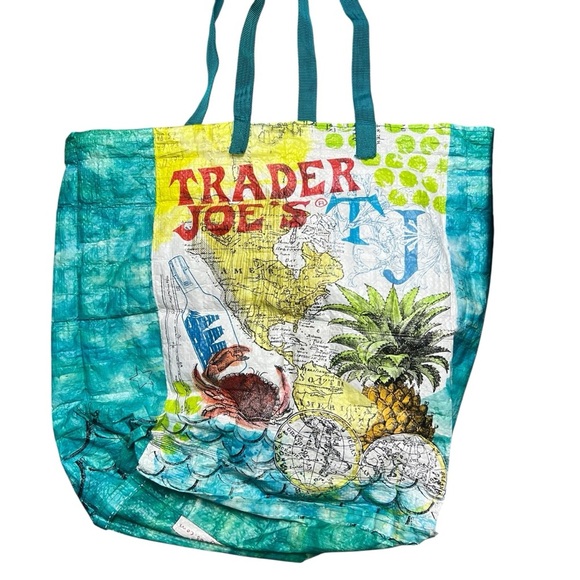2 Rare Trader Joe's Reusable Grocery Shopping Bag Pirate Ship Crab Moon Map - Picture 4 of 8